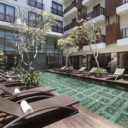 D'Primahotel Seminyak Екстериор снимка