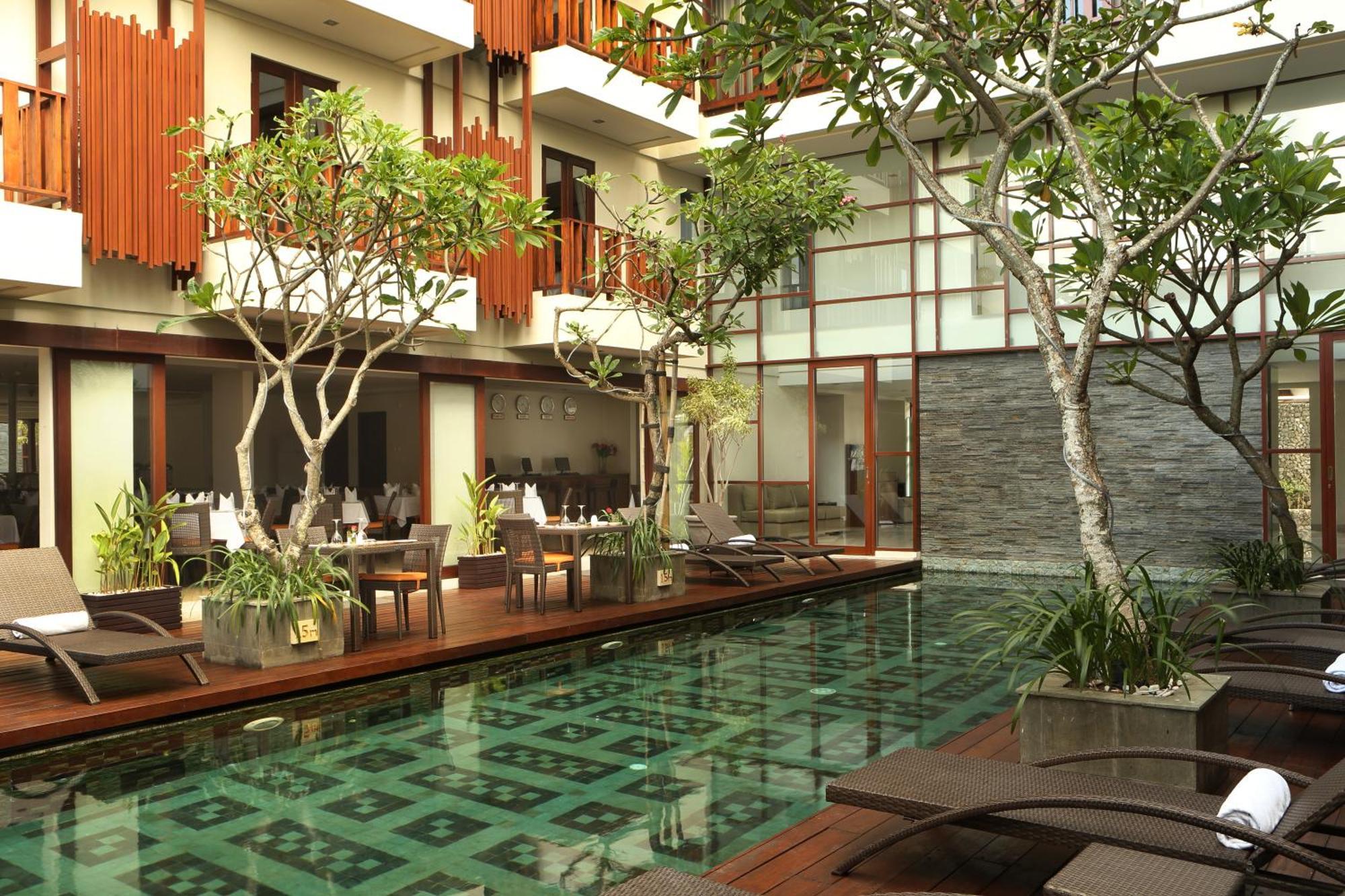 D'Primahotel Seminyak Екстериор снимка