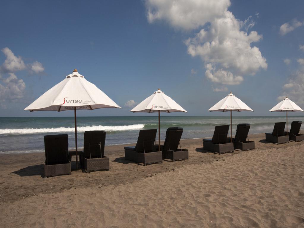 D'Primahotel Seminyak Екстериор снимка