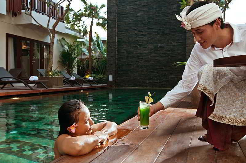 D'Primahotel Seminyak Екстериор снимка